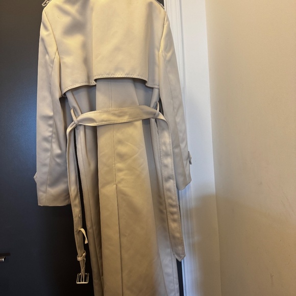 Mango Selection Satin-effect trench coat with belt - Picture 7 of 8